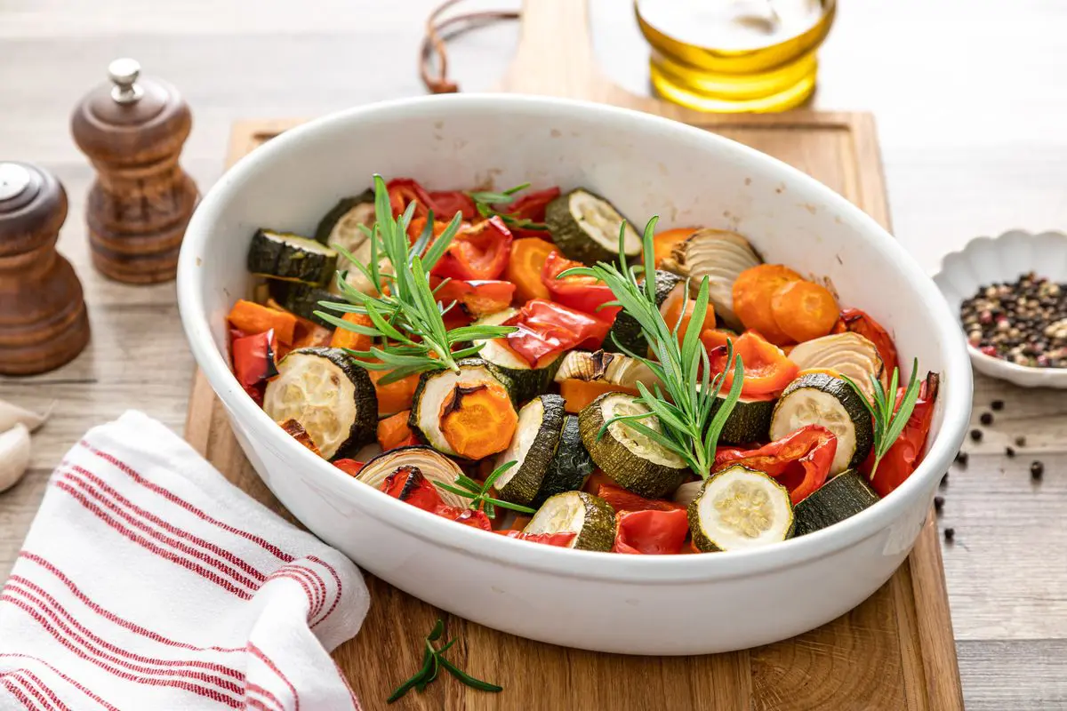 Gordon Ramsay's gluten-free recipes for Baked vegetables: quick and ...
